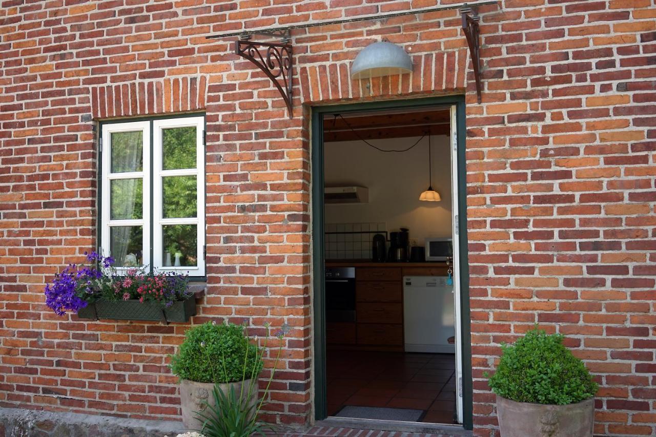 Westensee "Haus Auf Dem Berg" 아파트 외부 사진